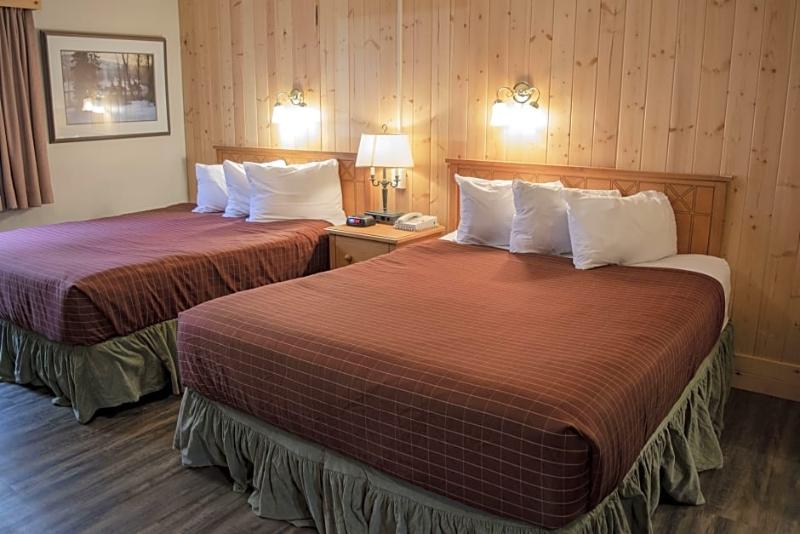 בית מלון כפרי Aspen Village