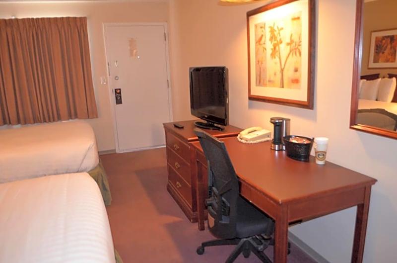 בית מלון כפרי Aspen Village