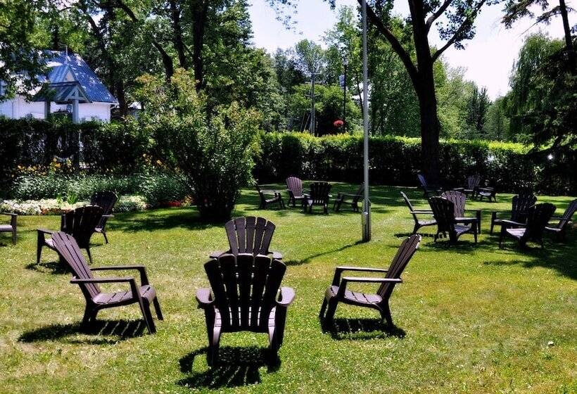 Отель Auberge Handfield Et Spa