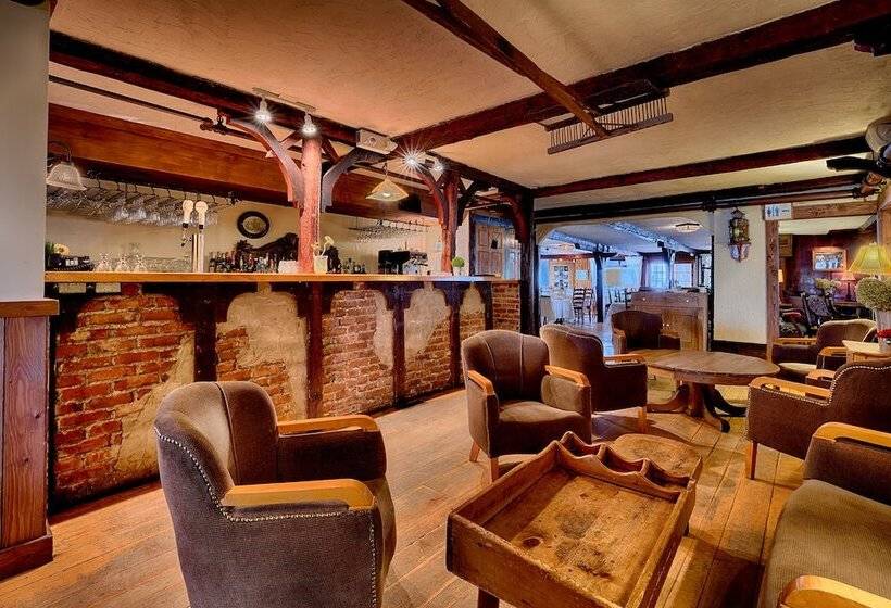 Отель Auberge Handfield Et Spa