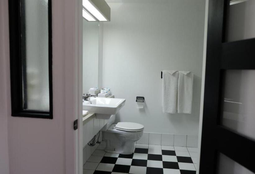 ホテル Auberge La Camarine