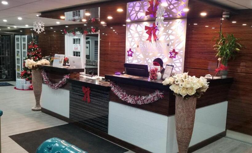 ホテル Baymont By Wyndham Montreal Airport