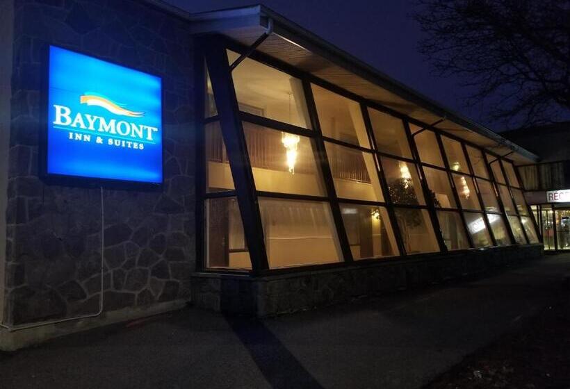 ホテル Baymont By Wyndham Montreal Airport