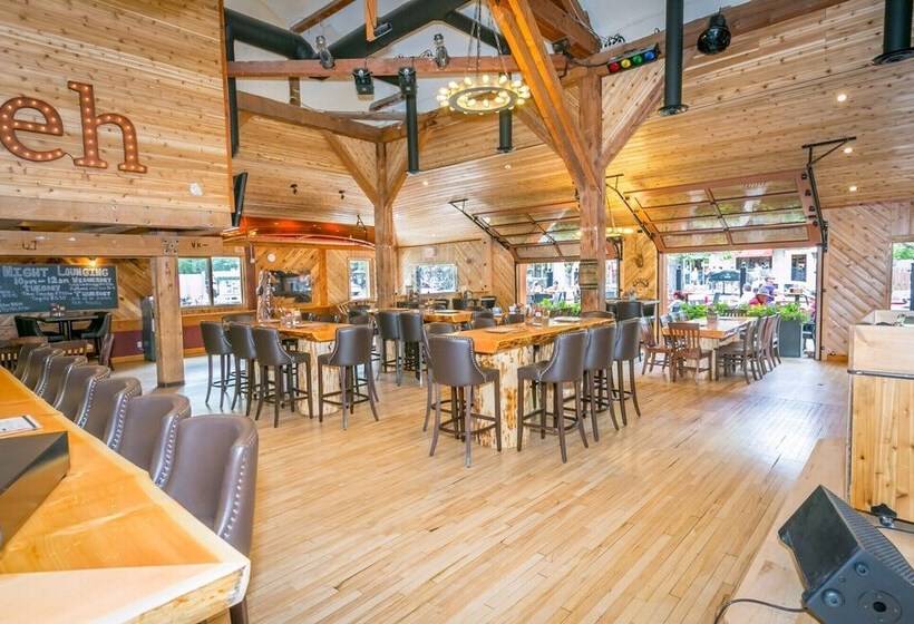 فندق Bayshore Inn & Spa