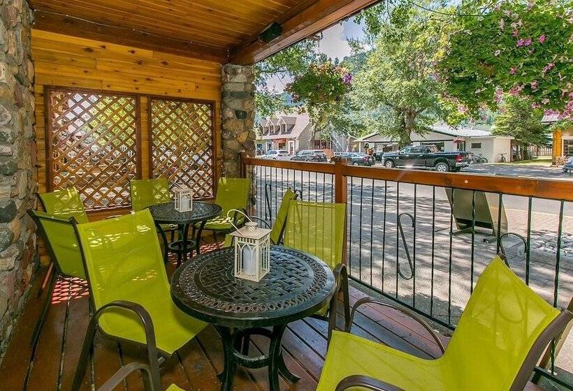 فندق Bayshore Inn & Spa