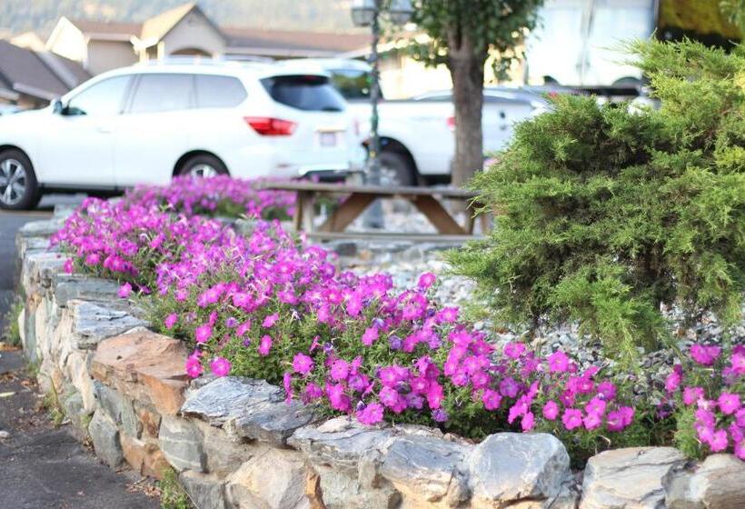 فندق Best Budget Inn & Suites Kamloops