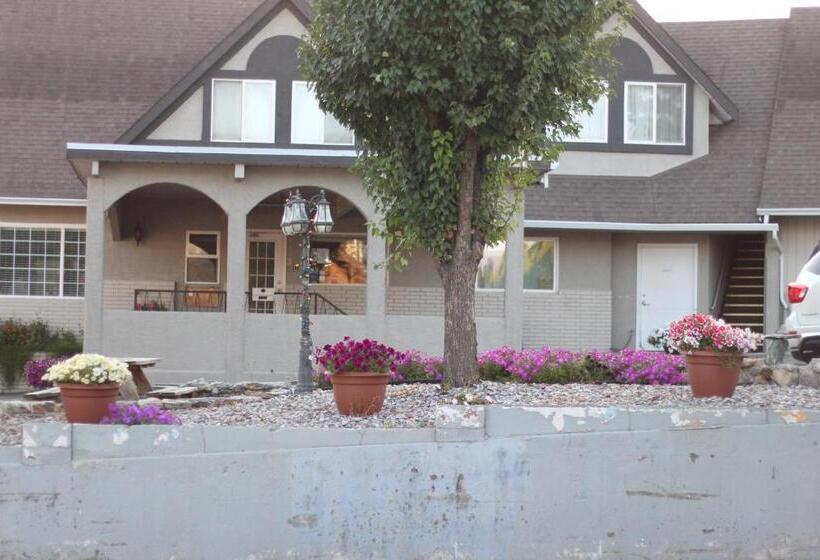 فندق Best Budget Inn & Suites Kamloops