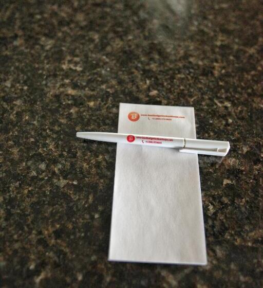 فندق Best Budget Inn & Suites Kamloops