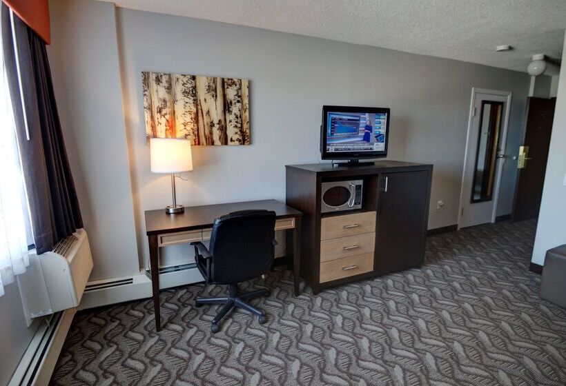 בית מלון כפרי Days Inn By Wyndham Airdrie