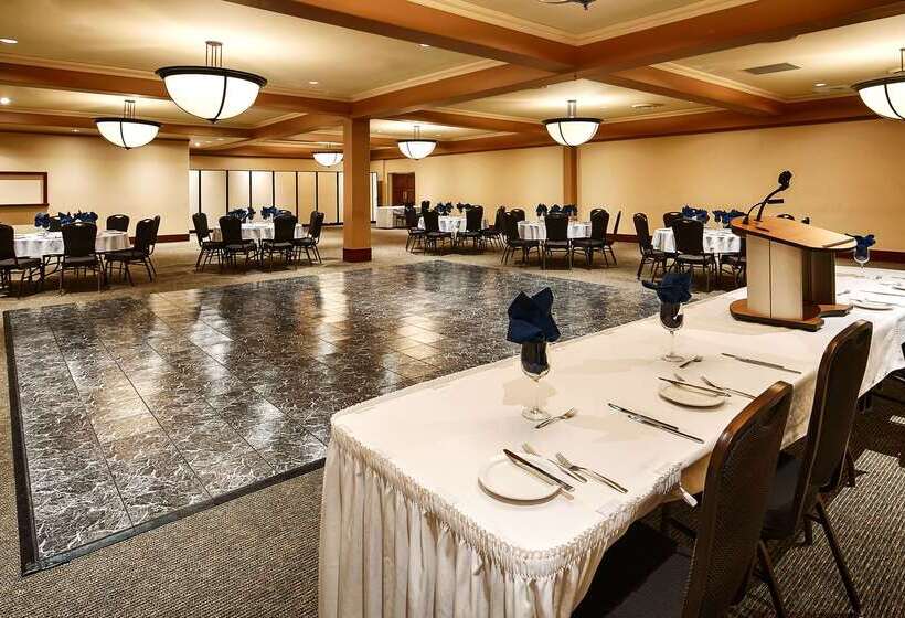 فندق Best Western Plus Barclay