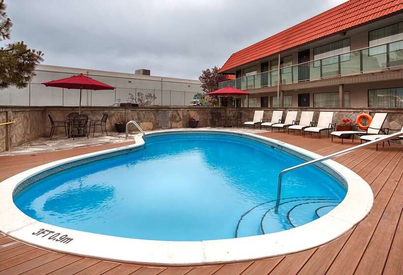 בית מלון כפרי Best Western Plus Burnaby