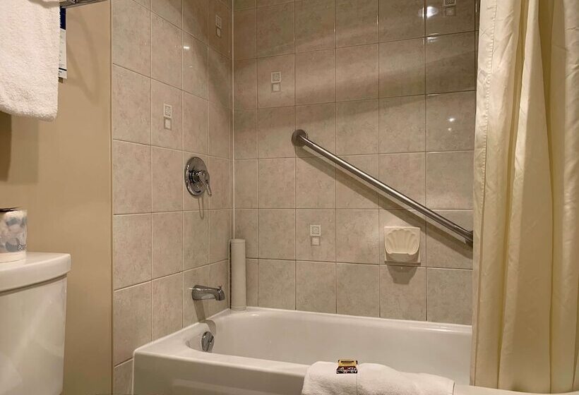 בית מלון כפרי Best Western Plus Burnaby