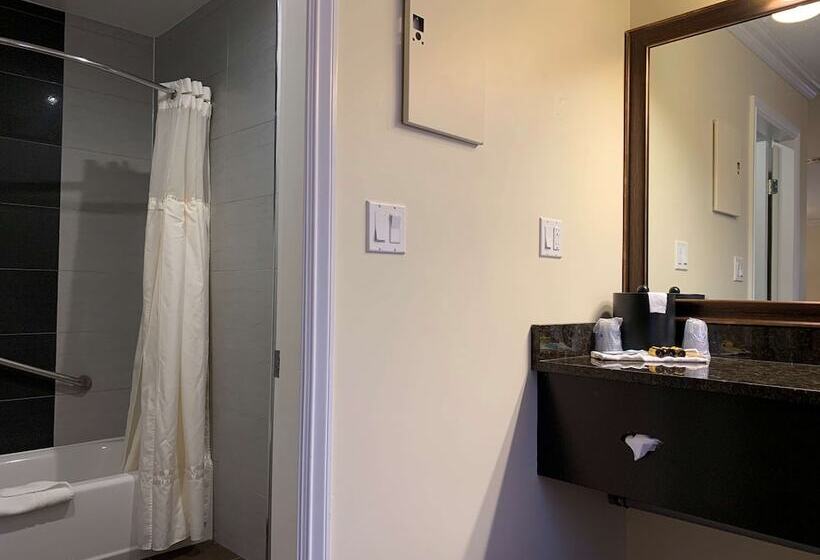 בית מלון כפרי Best Western Plus Burnaby