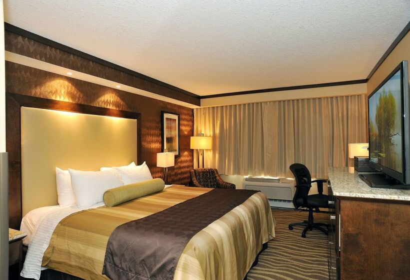 هتل Best Western Premier Denham Inn & Suites
