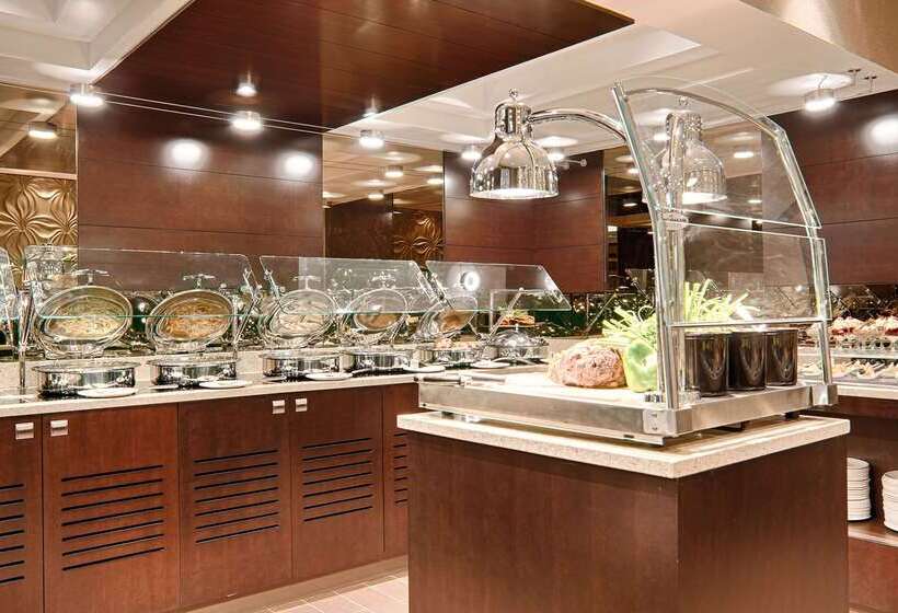 בית מלון כפרי Best Western Premier Denham Inn & Suites