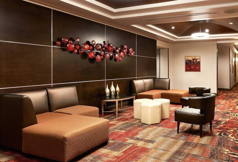 בית מלון כפרי Best Western Premier Denham Inn & Suites