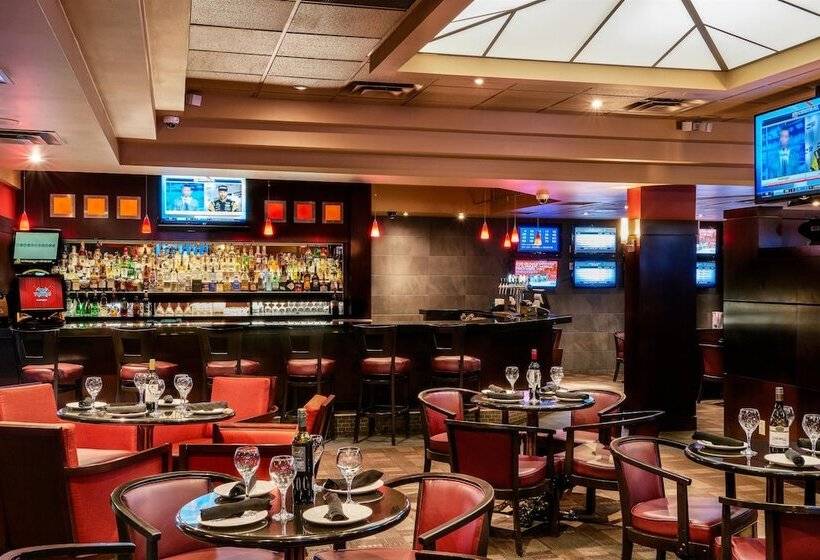 בית מלון כפרי Best Western Premier Denham Inn & Suites