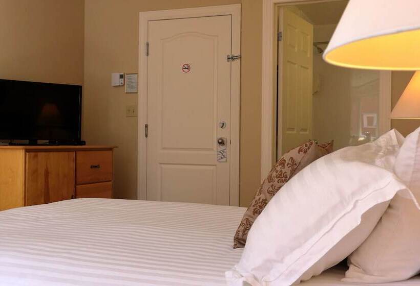 호텔 Bluenose Lodge