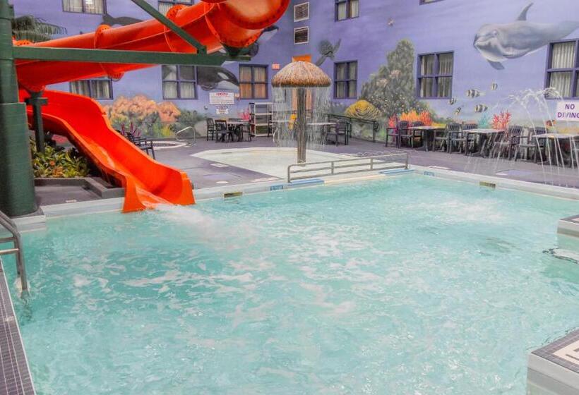 בית מלון כפרי Canad Inns Destination Centre Garden City