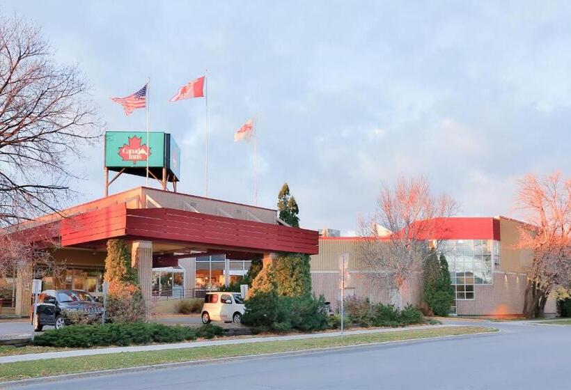 فندق Canad Inns Destination Centre Windsor Park