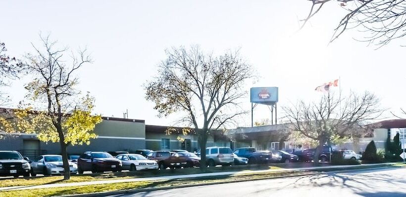 فندق Canad Inns Destination Centre Windsor Park