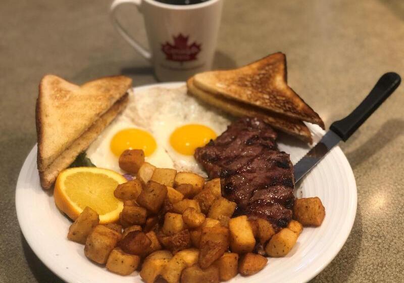 فندق Canad Inns Destination Centre Windsor Park