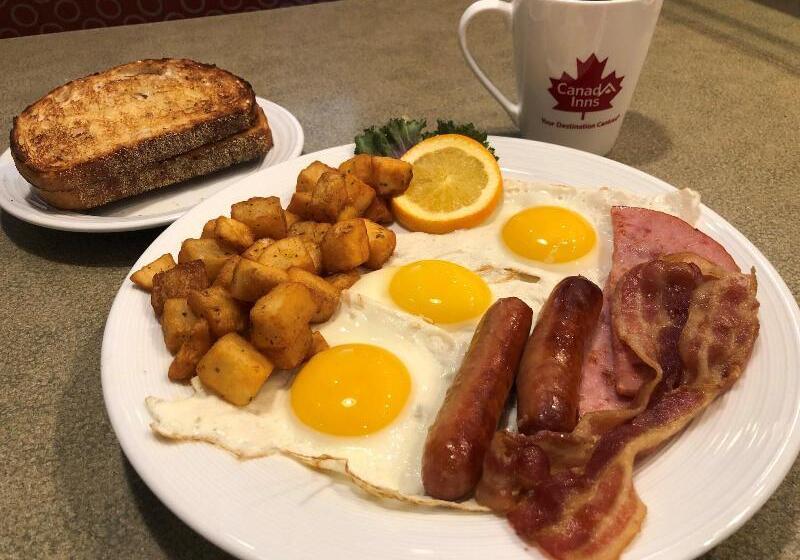 فندق Canad Inns Destination Centre Windsor Park