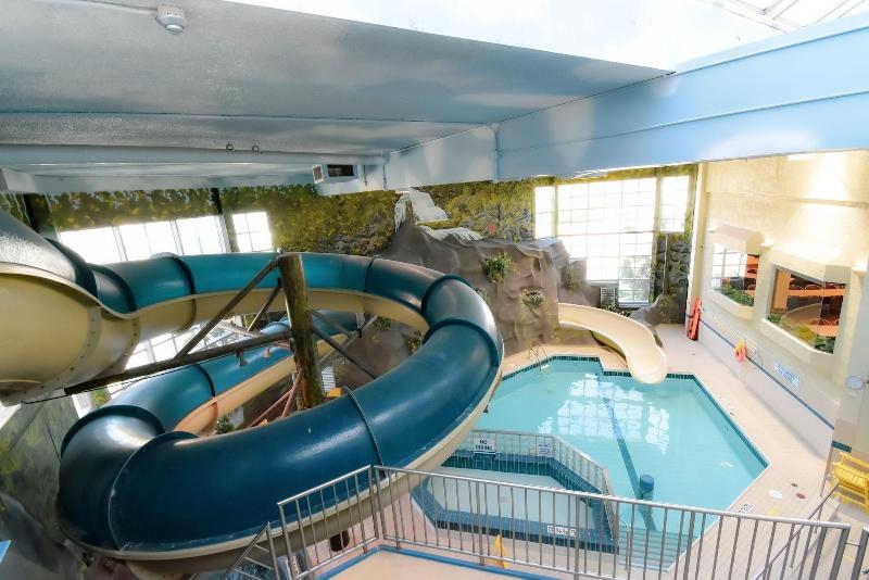 فندق Canad Inns Destination Centre Windsor Park