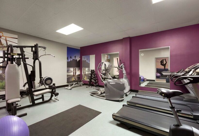 Coast Prince George Hotel By Apa