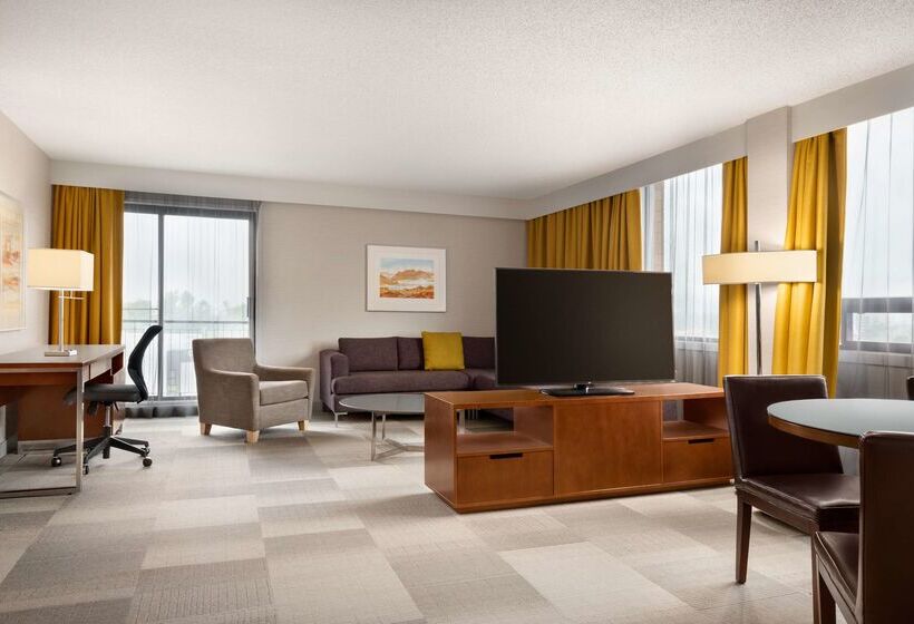 Coast Prince George Hotel By Apa