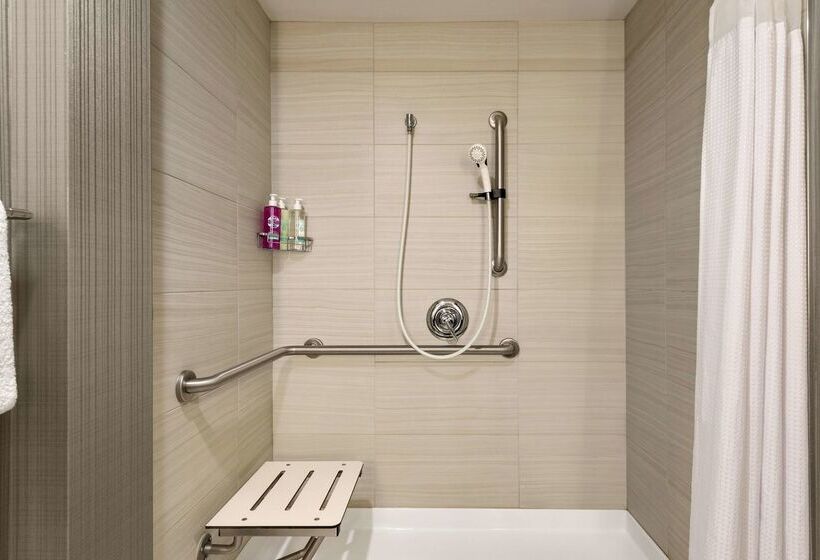 Coast Prince George Hotel By Apa