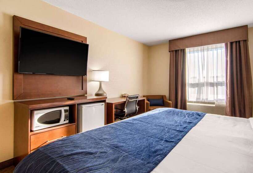 בית מלון כפרי Comfort Inn & Suites