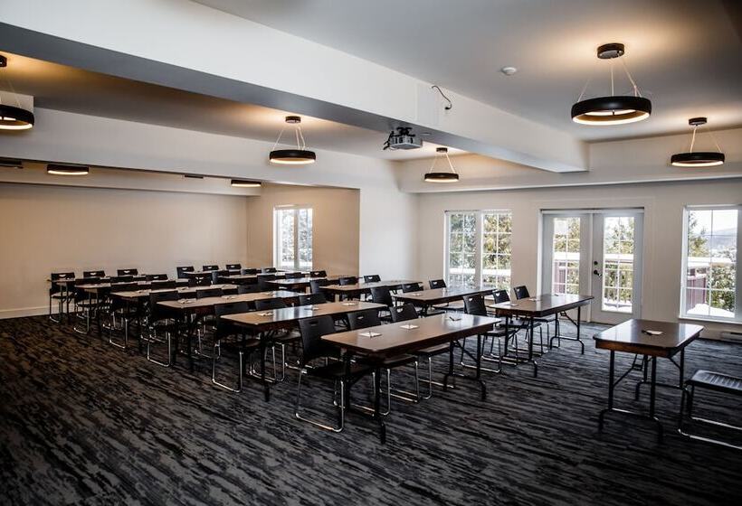 בית מלון כפרי Ax