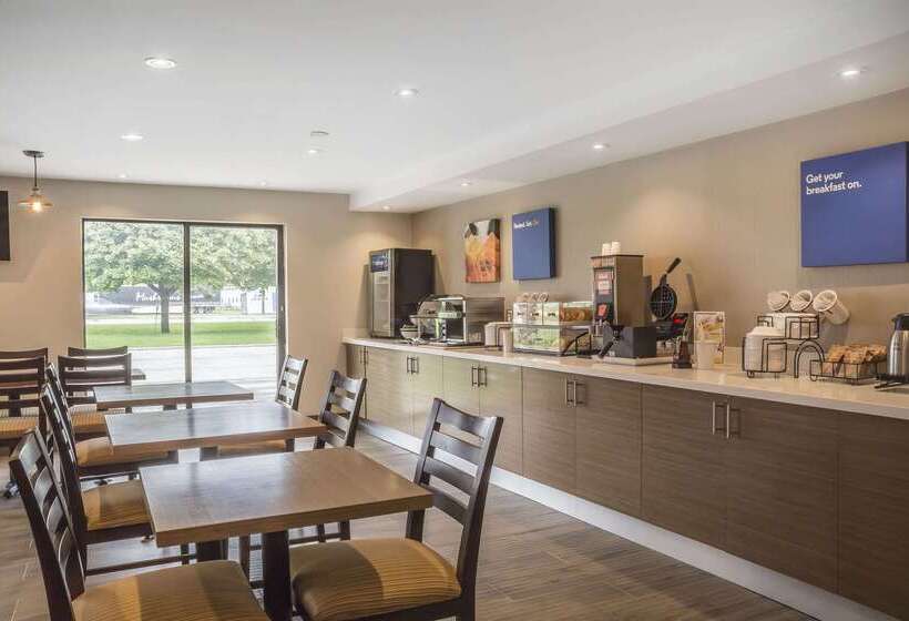 فندق Comfort Inn