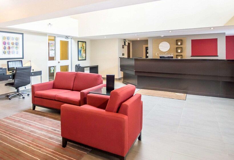 فندق Comfort Inn Kirkland Lake