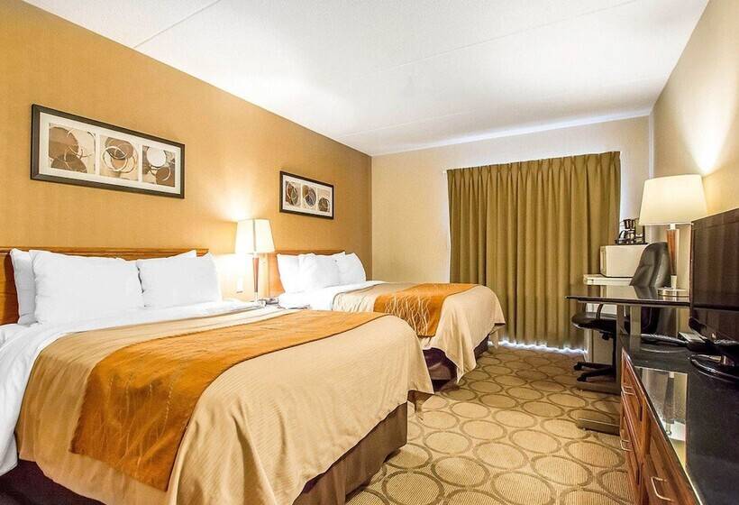 فندق Comfort Inn Kirkland Lake