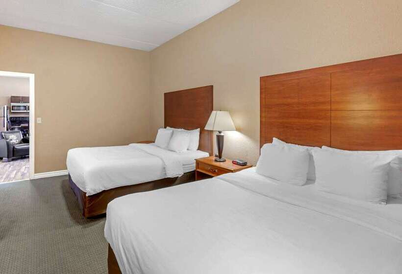 فندق Comfort Inn & Suites Thousand Islands Harbour District