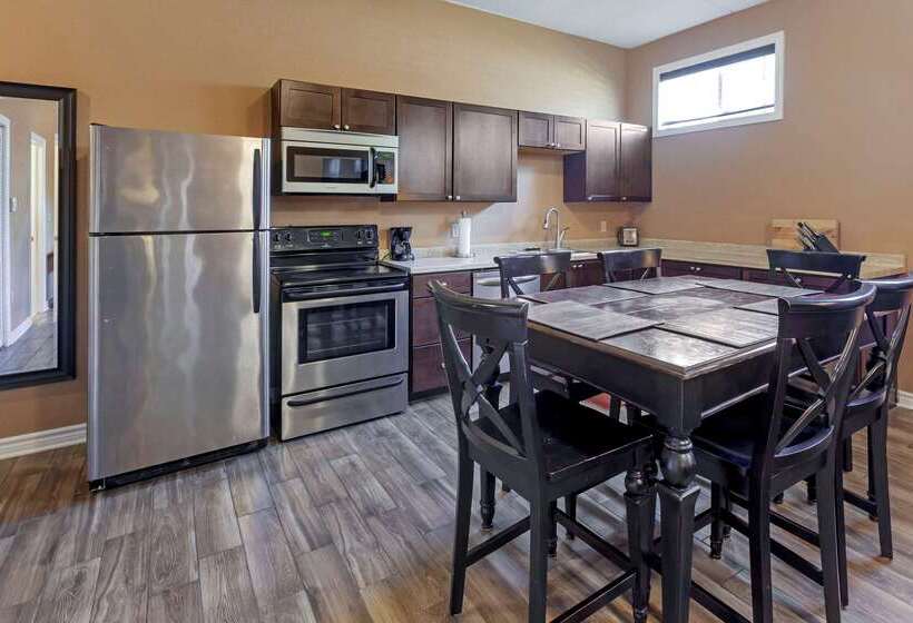 فندق Comfort Inn & Suites Thousand Islands Harbour District