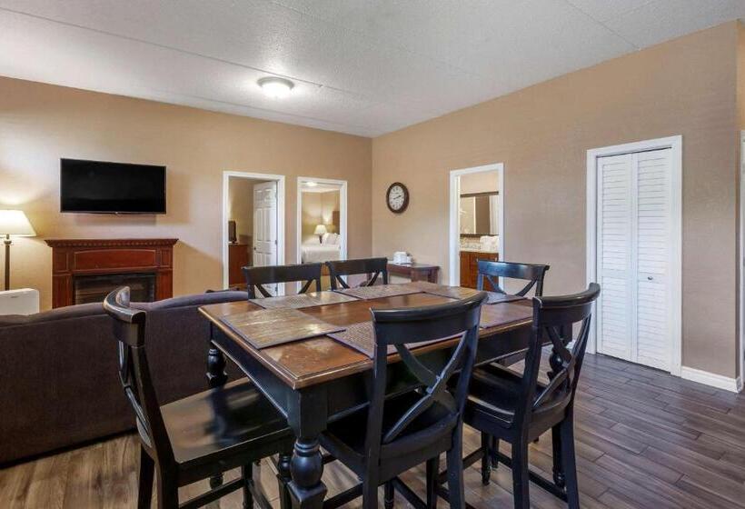 فندق Comfort Inn & Suites Thousand Islands Harbour District