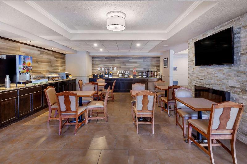 فندق Comfort Inn & Suites Thousand Islands Harbour District