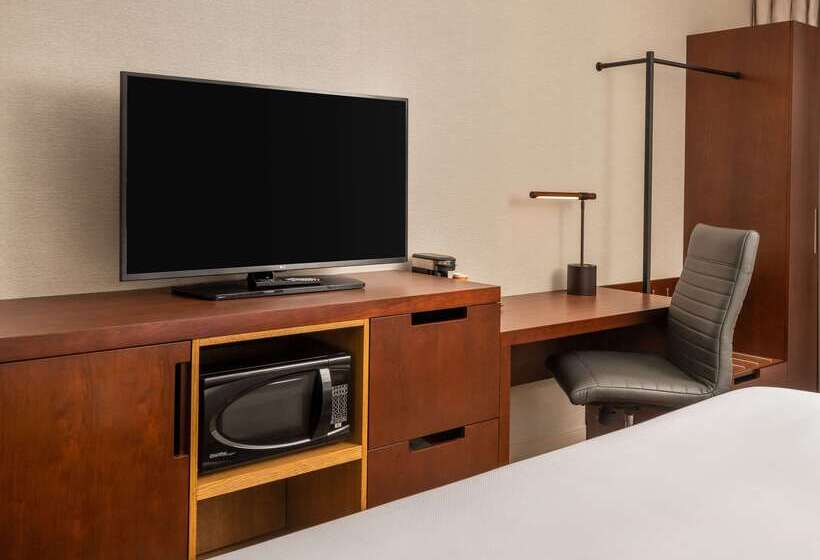 فندق Comfort Inn West