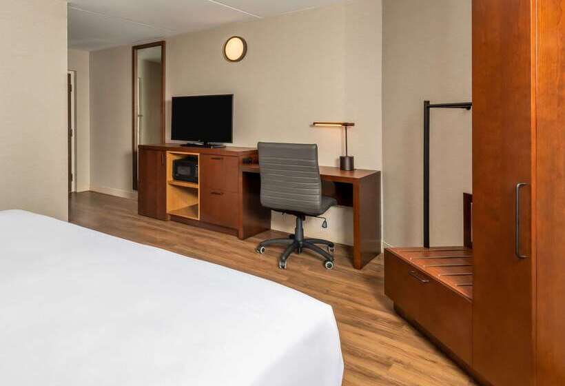 فندق Comfort Inn West
