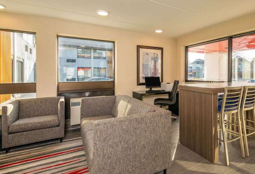 فندق Comfort Inn West