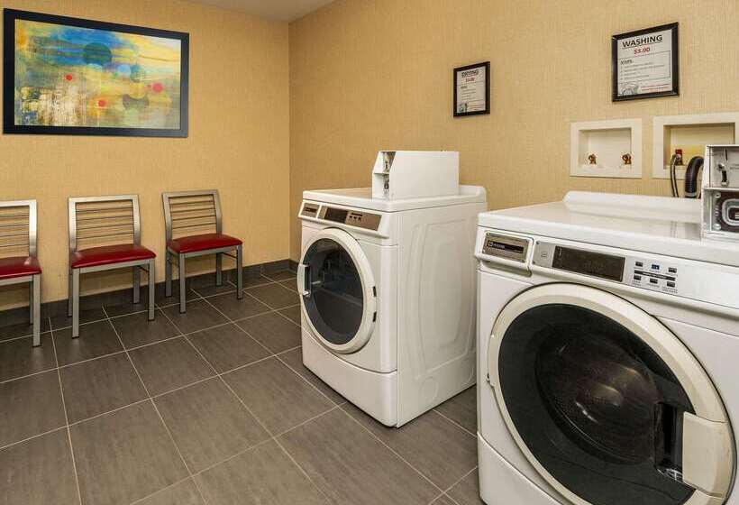 فندق Comfort Inn West