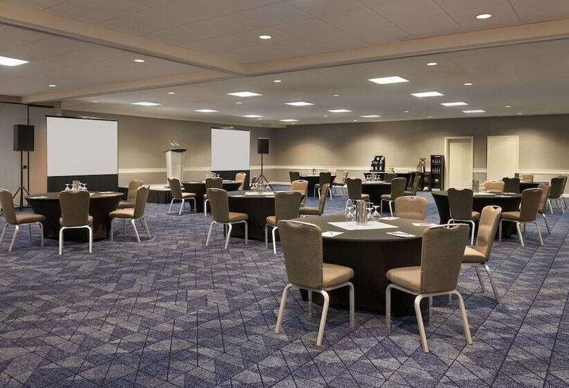 酒店 Courtyard By Marriott Ottawa Downtown