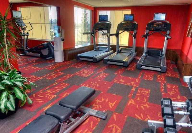 هتل Courtyard By Marriott Waterloo St. Jacobs