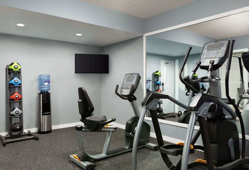 호텔 Days Inn By Wyndham Saint John