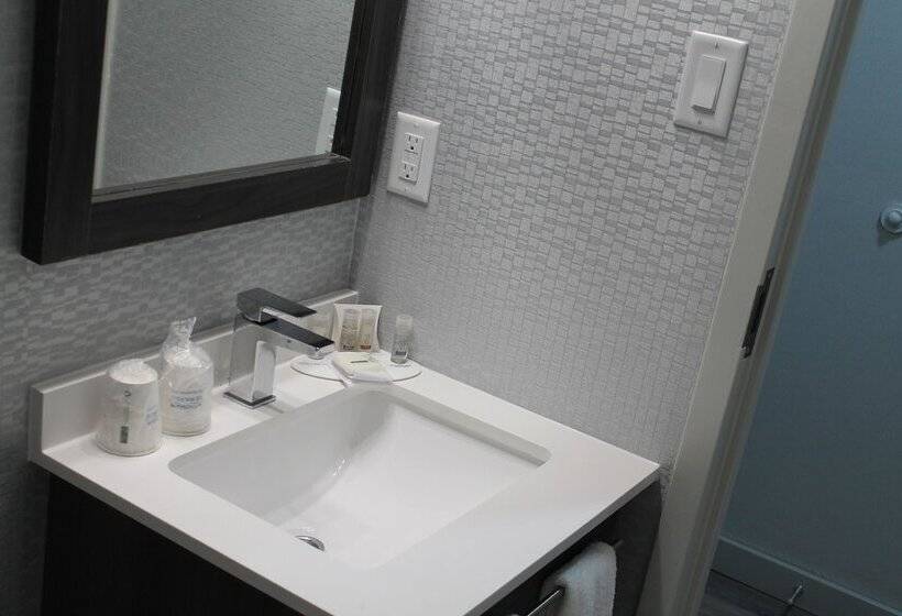 酒店 Days Inn By Wyndham Saint John