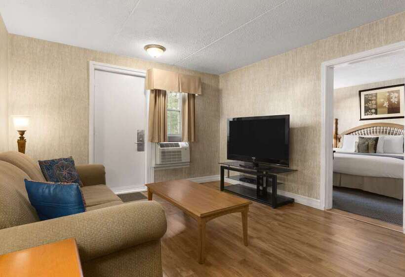 فندق Days Inn By Wyndham Bridgewater Conference Center