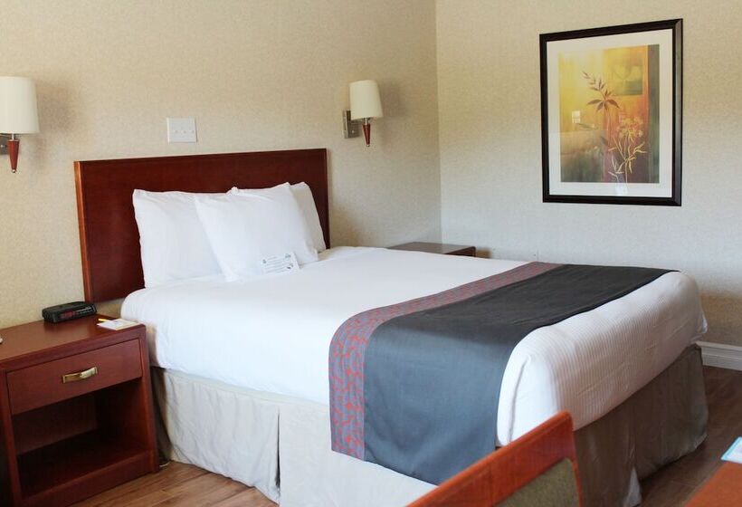 בית מלון כפרי Days Inn By Wyndham Bridgewater Conference Center